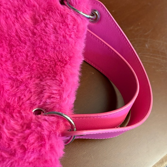 Barbie Mattel Y2K Purse Small Faux Fur Barbie Charm Snap Closure Purse - Picture 13 of 14